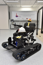 HKUSTwheels团队研发的电动轮椅。 - 香港科技大学